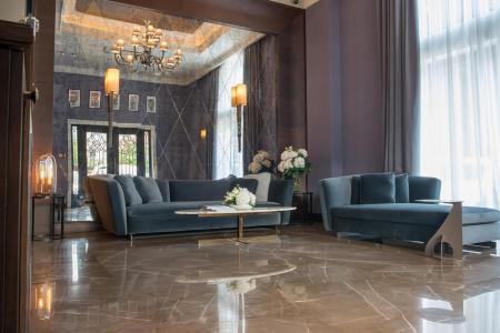 Отель La Roche в Тиват - Черногория