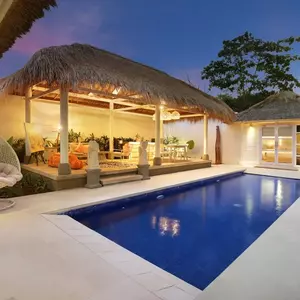 отель Harris Hotel & Residences Sunset Road