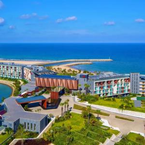 отель Sanya Xiangshui Bay Marriott Resort & Spa