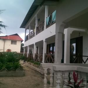 отель Union Beach Bungalows
