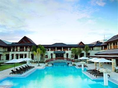 Crimson Resort & Spa