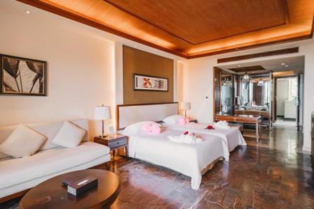 Отель ShiXiShu JianGuo Yalong Bay Resort Hotel в Бухта Ялонг - Китай