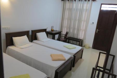 Отель Sailors Mirissa в Мирисса - Шри-Ланка