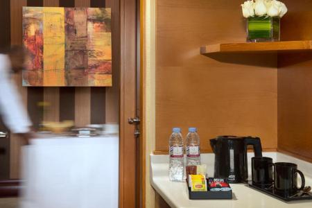 Отель City Seasons Towers Hotel в Бур Дубай - ОАЭ