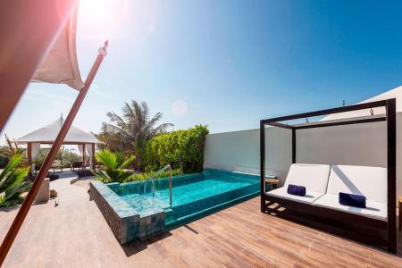 Отель The Ritz-Carlton Ras Al Khaimah Al Hamra Beach в Рас-эль-Хайма - ОАЭ