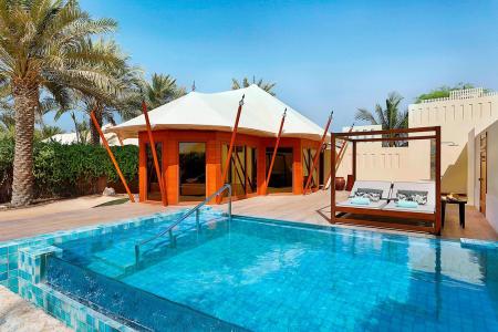 Отель The Ritz-Carlton Ras Al Khaimah Al Hamra Beach в Рас-эль-Хайма - ОАЭ