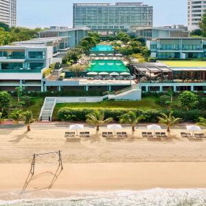 отель Renaissance Pattaya Resort & Spa