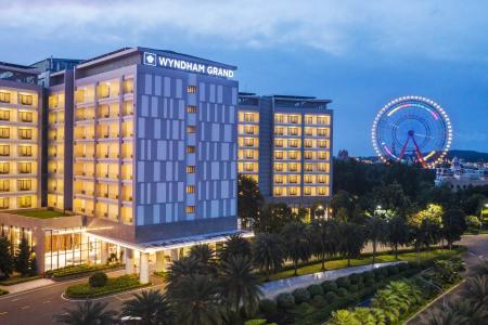 Отель Wyndham Grand Phu Quoc в Фукуок - Вьетнам