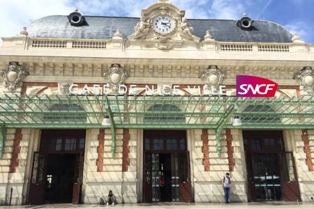 Отель Holiday Inn Nice в Ницца - Франция