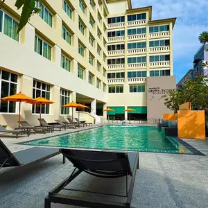 отель Crown Pattaya Beach