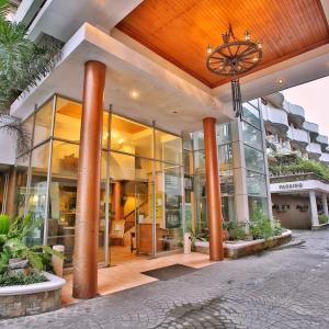 отель Crown Regency Residences Cebu