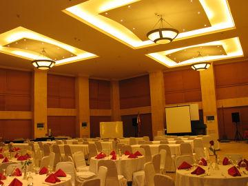 Отель Crown Regency Suites Mactan в о. Себу - Филиппины