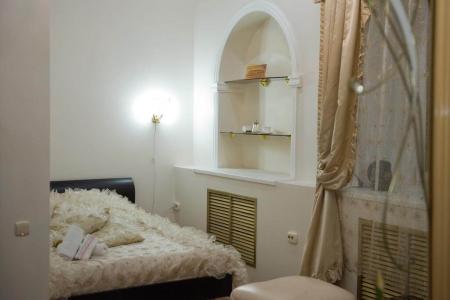 Отель Гостиница У Двух Львов в Киров - Россия