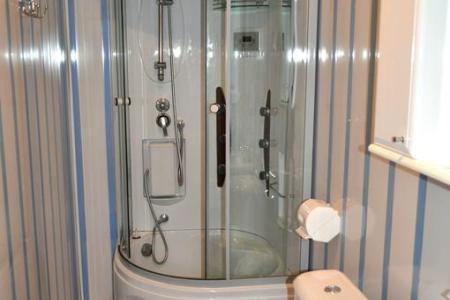 Отель Гостиница У Двух Львов в Киров - Россия