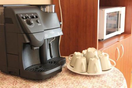 Отель Базилик