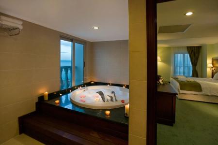 Отель Crowne Plaza Antalya в Коньяалты - Турция