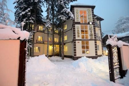 Отель Gold Star в Домбай - Россия