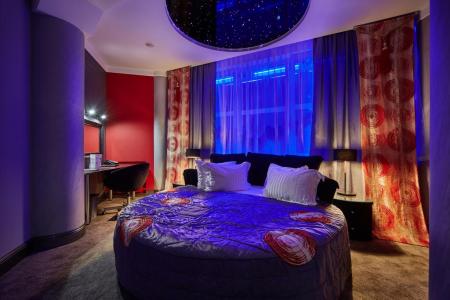 Отель Арт-Отель в Сургут - Россия