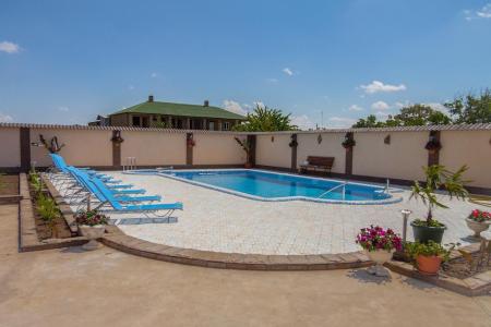 Отель Оазис в Николаевка - Россия