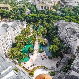 отель Swissotel & Grand Mercure Sanya Yalong Bay