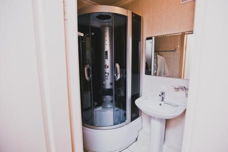 Отель Уссурийск в Уссурийск - Россия