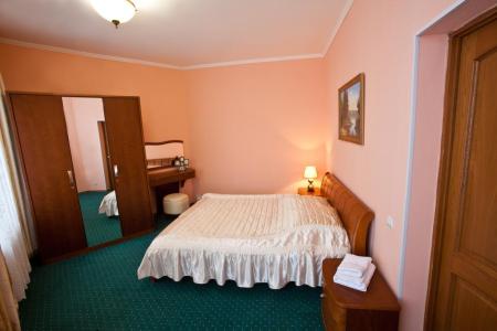 Кристалл Гостиница