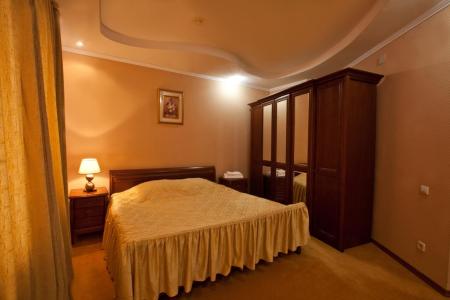 Кристалл Гостиница