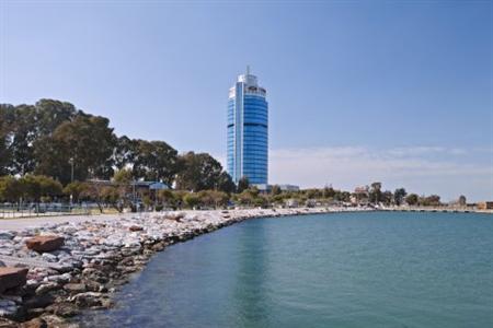 Отель Wyndham Grand Izmir Ozdilek  в Измир - Турция