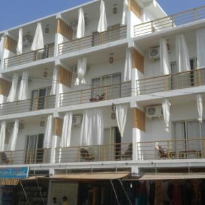 отель The Voyage