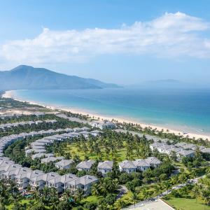 отель Melia Vinpearl Cam Ranh Beach Resort