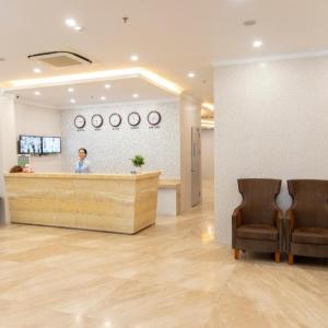 отель Seven Seas Hotel