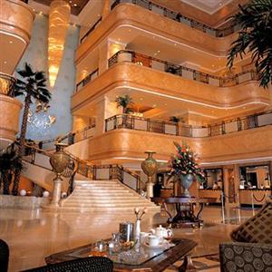 Отель Crowne Plaza Qingdao в Циндао - Китай