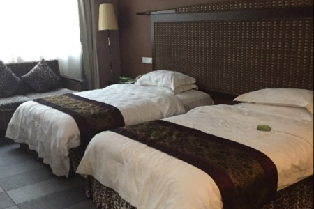 Отель Serengeti Hotel в Хайкоу - Китай