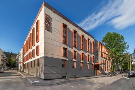 Отель IOTA Hotel Tbilisi в Тбилиси - Грузия