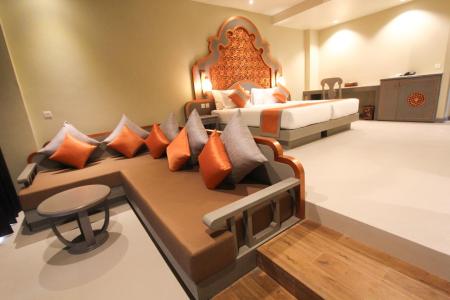 Отель MaiKhao Palm Beach Resort в пляж Май Кхао - Таиланд