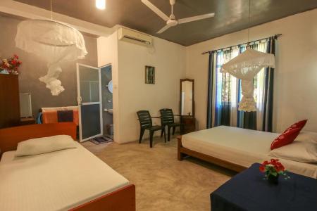 Отель Holiday Inn Unawatuna в Унаватуна - Шри-Ланка