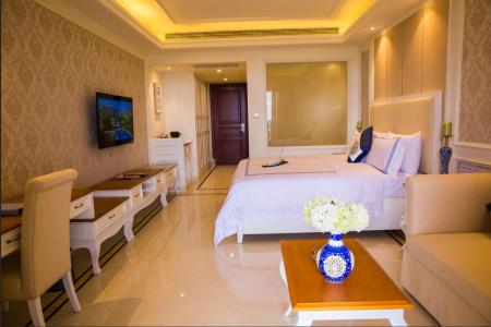 Отель Wyndham Hainan Clearwater Bay Resort в Санья - Китай