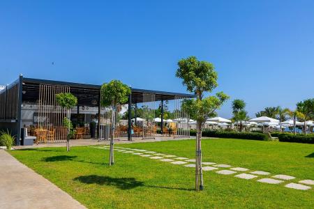 Crystal Springs Beach Hotel