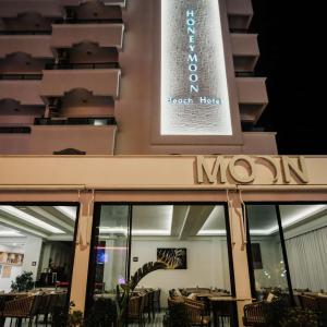 отель Honeymoon Hotel