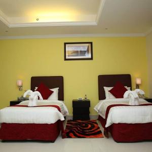 отель Mirage Hotel Al Aqah