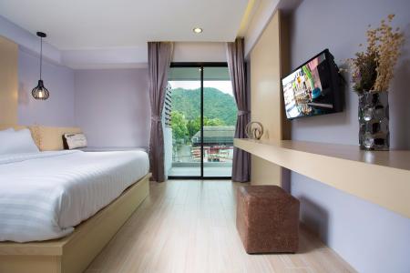 Отель Oneloft в пляж Карон - Таиланд