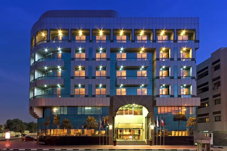Sun & Sands Sea View Hotel