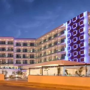отель The Blue Ivy Hotel & Suites