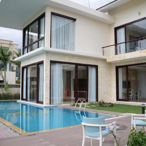 отель Diamond Bay Golf & Villas