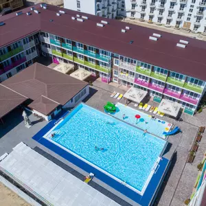отель Sea Breeze Resort