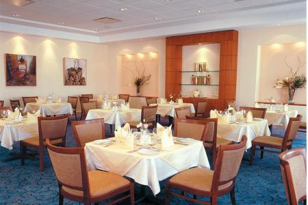 Отель Cynthiana Beach Hotel в Пафос - Кипр