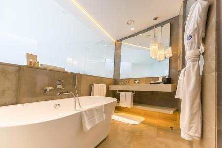 Отель Amman Rotana в Амман - Иордания