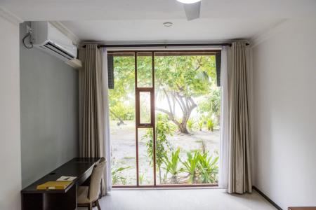 Nazaki Residences Beach Hotel