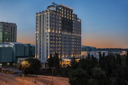 Отель DoubleTree by Hilton Istanbul - Topkapi в Стамбул - Турция