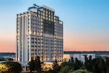 Отель DoubleTree by Hilton Istanbul - Topkapi в Стамбул - Турция